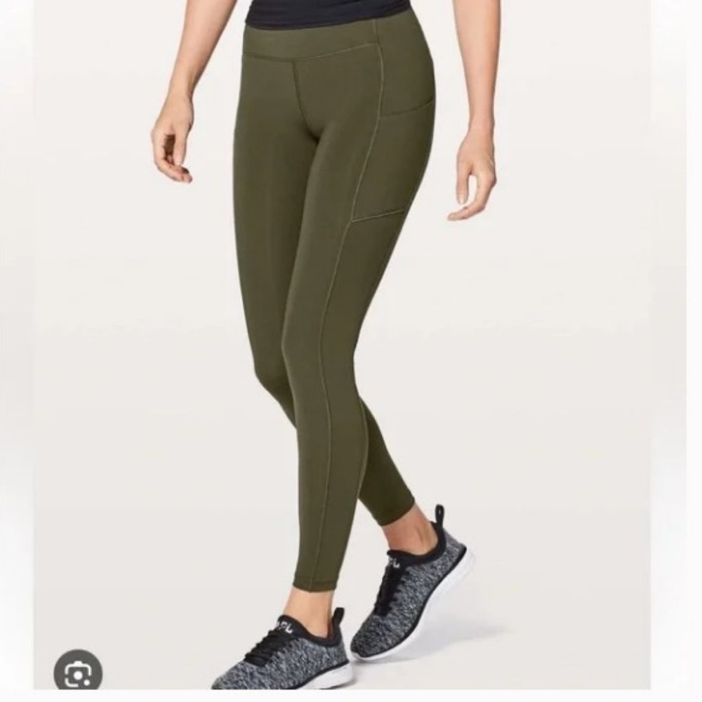 Lululemon Speed Up Tight
Leggings *Full-On Luxtreme 28"
Dark Olive Green Sz 6